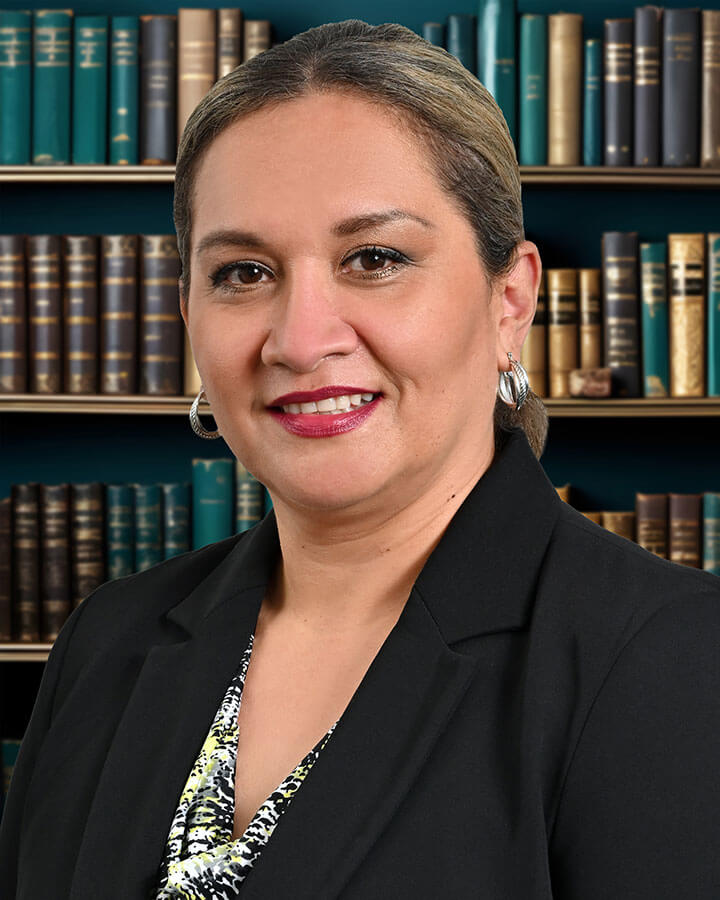 Claudia Diaz Paralegal
